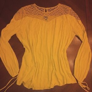 Wassio Long sleeve lace blouse